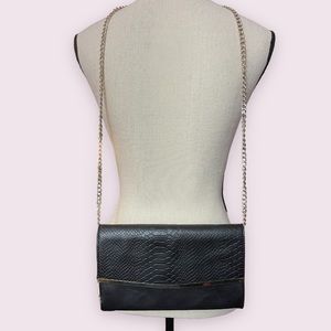 FREE W/ PURCHASE! Gold Snakeskin Wallet Crossbody Purse